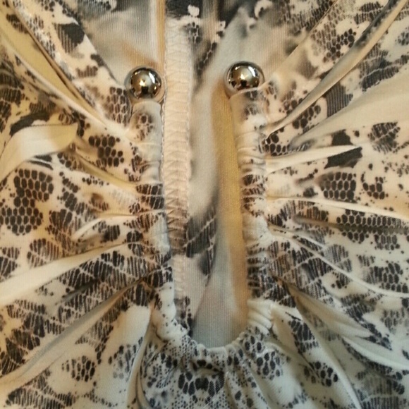 Hana Dress - Picture 6 of 6